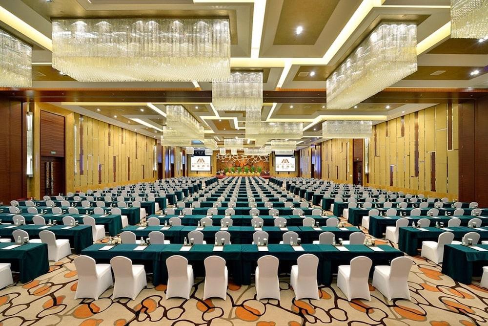 Kun Tai Glory Hotel Beijing Wangjing Exterior photo